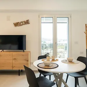 Gentile 46 Luxury Flat , Bari Italia