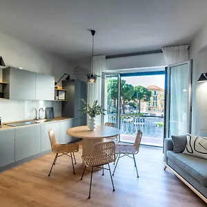 223 - Ma & Ma Luxury 1 Grande - 500metri Da Mare E Spiaggia, Vicino Baia Del Silenzio - Parcheggio Gratis Privato Incluso Appartamento