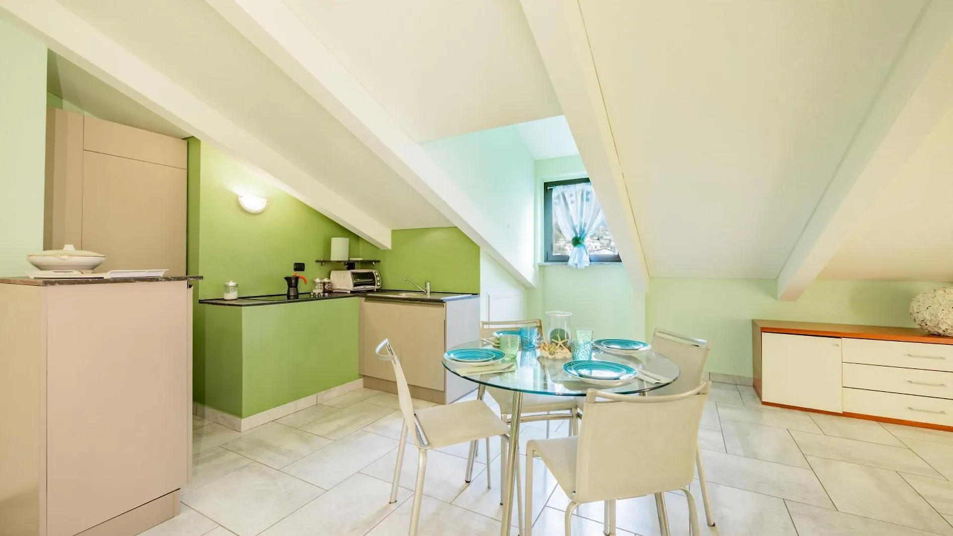 Green House Andora 0*,  Italy